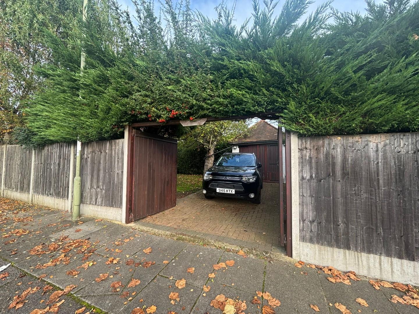 Selvage Lane, Mill Hill, NW7, London